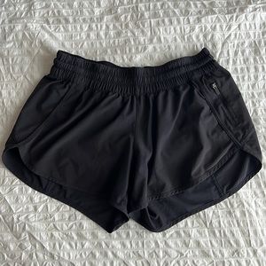 Lululemon Tracker V Short Black Size 12